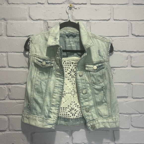 NWOT Aeropostale Faded Blue Denim Vest size M - Picture 1 of 5